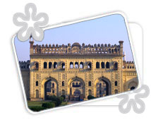 Bara Imambara, Lucknow Historical Tours